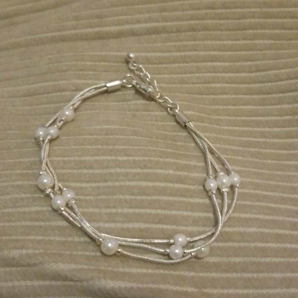 Faux Pearl Bracelet
